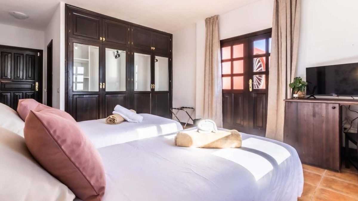 hotel-eco-life-juniorsuite-1200×675-1-e1695143704302